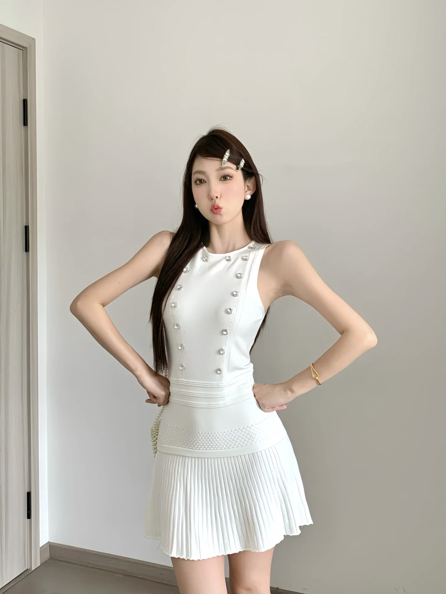 Slimming Round Neck Sleeveless Button Front Vest and Skirt Set - Image 2