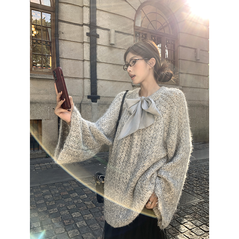 Lazy Style Loose Fit Reversible Bow Pullover Sweater for Women - Image 5