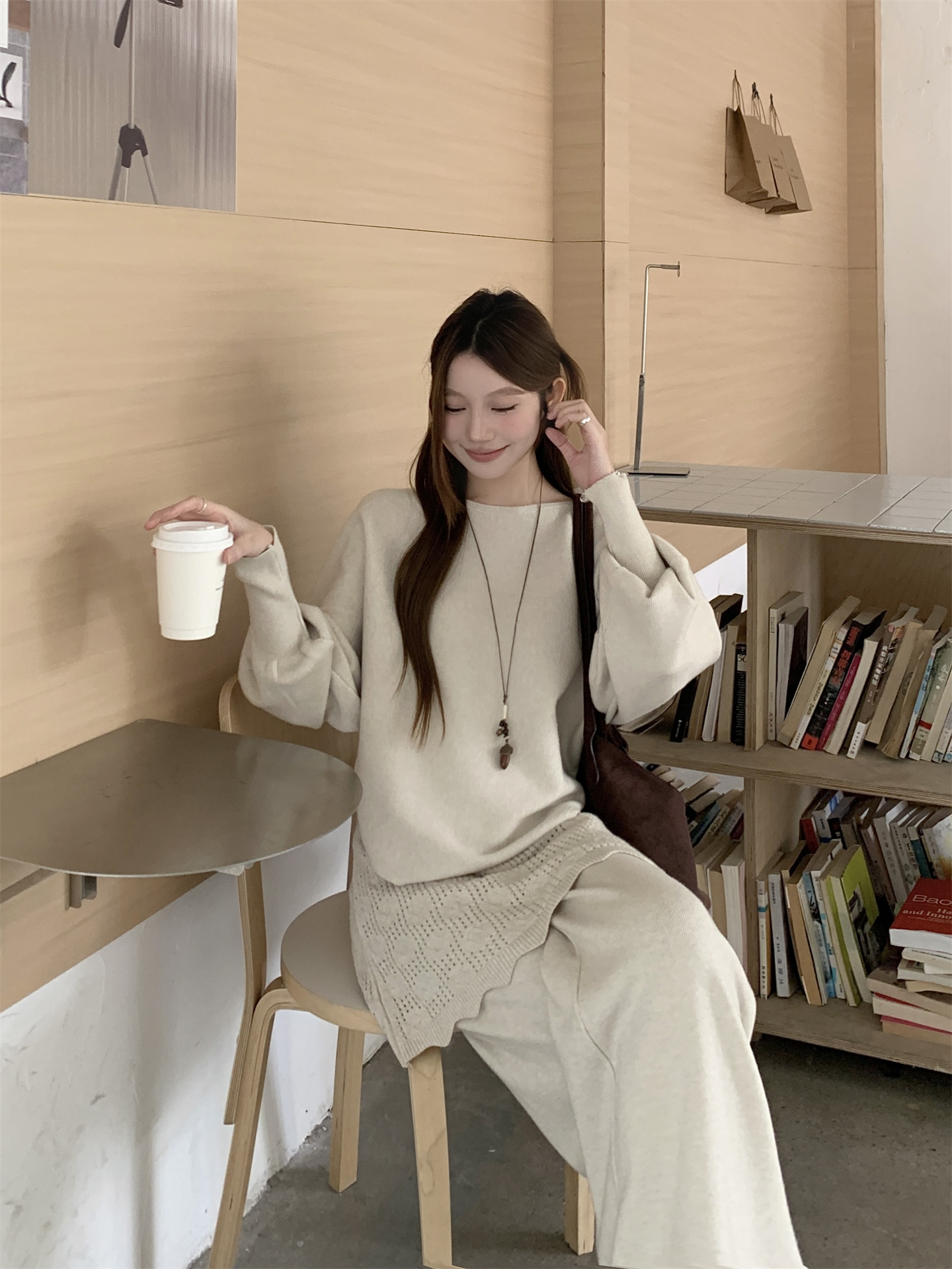 Sweet Two-Piece Knit Sweater and Faux-Layered Pants Set for Women - Image 3