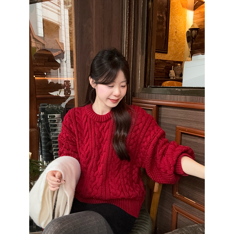 Women's Cozy Cable Knit Pullover Sweater - Thick Loose Fit Round Neck - Image 5
