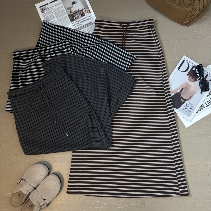 2026 Autumn Korean Retro Striped Drawstring Straight Long Skirt – Style b09e94