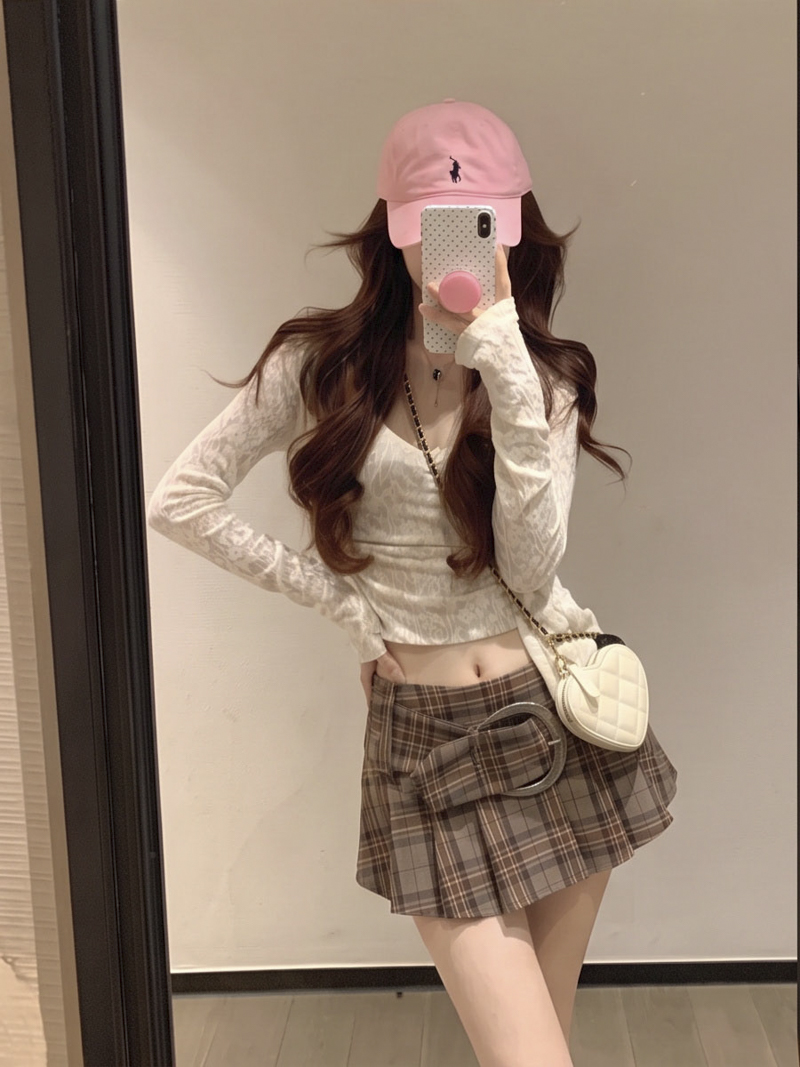 2026 Autumn Plaid and Leopard Print Pleated Mini Skirt for Women - Image 4